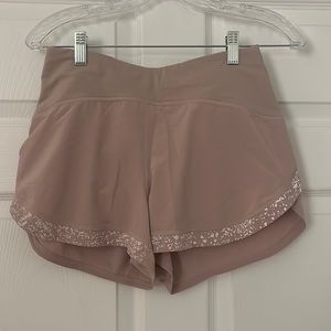Lululemon shorts 3 inch
